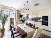 Eladó téglalakás, II. kerületben 249.9 M Ft, 5 szobás