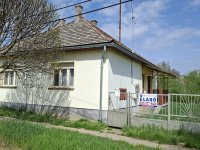 Eladó családi ház, Szakcson 9.5 M Ft, 3 szobás