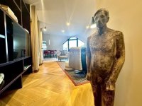 Eladó téglalakás, VI. kerületben 183 M Ft, 3 szobás