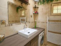 Eladó családi ház, Alsónémediben 169.9 M Ft, 7 szobás