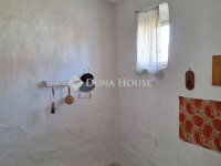 Eladó családi ház, Tetétlenen 5.7 M Ft, 2 szobás