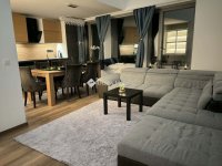 Eladó téglalakás, Esztergomban, Kossuth Lajos utcában 120 M Ft