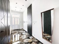 Eladó téglalakás, V. kerületben 280 M Ft, 3 szobás