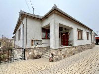 Eladó családi ház, Nagykátán 89.9 M Ft, 3 szobás