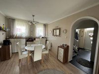 Eladó családi ház, Pécsett 133 M Ft, 4 szobás