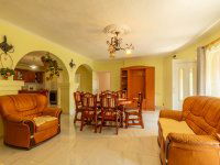 Eladó családi ház, Felsőnyárádon 43.9 M Ft, 6 szobás