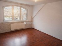 Eladó téglalakás, Debrecenben 65 M Ft, 2 szobás