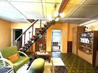 Eladó családi ház, Pincehelyen 18 M Ft, 5 szobás