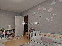 Eladó panellakás, X. kerületben 94 M Ft, 3 szobás