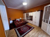 Eladó családi ház, Dunavecsén 37 M Ft, 2 szobás