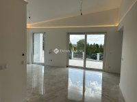 Eladó családi ház, Csömörön 199 M Ft, 4 szobás