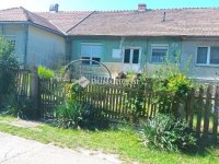 Eladó családi ház, Csolnokon 29.99 M Ft, 2 szobás