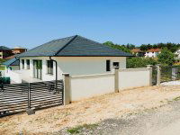 Eladó családi ház, Kerepesen 109.9 M Ft, 4 szobás