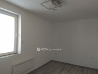 Eladó téglalakás, Verpeléten 22 M Ft, 1+1 szobás