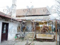 Eladó családi ház, Szegeden 49 M Ft, 2 szobás