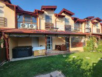 Eladó sorház, Hajdúszoboszlón 98.9 M Ft, 1+3 szobás