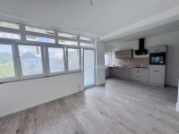 Eladó téglalakás, Pécsett 89.9 M Ft, 4 szobás