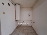 Eladó családi ház, Kisújszálláson 18 M Ft, 2+2 szobás