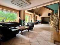 Eladó családi ház, Délegyházán 650 M Ft, 13 szobás