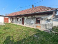 Eladó családi ház, Győrött 48 M Ft, 3 szobás