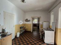 Eladó családi ház, Várpalotán 44.5 M Ft, 4 szobás