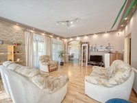 Eladó családi ház, Monoron 120 M Ft, 5 szobás