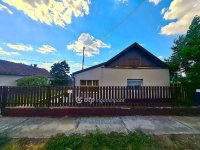 Eladó családi ház, Szeghalmon 9 M Ft, 1+1 szobás