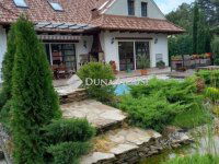 Eladó családi ház, Zamárdiban 420 M Ft, 11 szobás