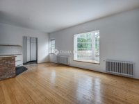 Eladó családi ház, III. kerületben 399 M Ft, 9 szobás