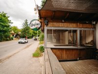 Eladó üzlethelyiség, Leányfaluban 59.9 M Ft, 3 szobás