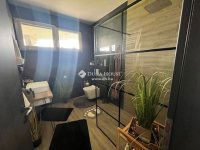 Eladó családi ház, Pécsett 144.5 M Ft, 4 szobás