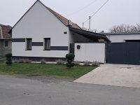 Eladó családi ház