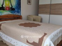 Eladó téglalakás, Pécsett 92 M Ft, 4 szobás