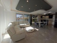 Eladó családi ház, Taksonyon 285 M Ft, 5 szobás