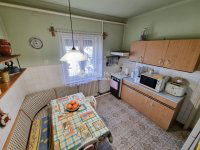 Eladó családi ház, Velencén 79.5 M Ft, 5 szobás