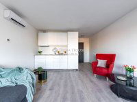 Eladó téglalakás, VI. kerületben 152.816 M Ft, 3 szobás