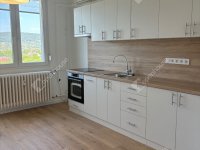Eladó téglalakás, Tatabányán 38.99 M Ft, 3 szobás