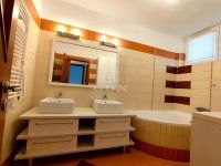 Eladó téglalakás, X. kerületben 165 M Ft, 4 szobás