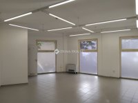 Kiadó üzlethelyiség, Pécsett, Bajcsy-Zsilinszky utcában