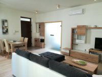 Kiadó téglalakás, albérlet