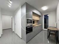 Eladó panellakás, Pécsett, Építők útján 57.5 M Ft, 2 szobás