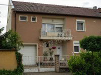 Eladó családi ház