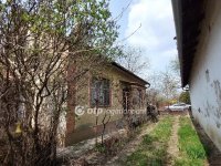 Eladó családi ház, Kisújszálláson 19.5 M Ft, 3 szobás