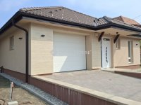 Eladó családi ház, XVI. kerületben, Máté utcában 239 M Ft