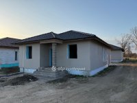 Eladó családi ház, Miskolcon 89.9 M Ft, 4 szobás