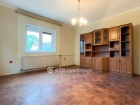 Eladó családi ház, Győrött 55 M Ft, 4 szobás