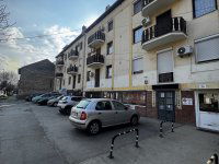 Eladó téglalakás, Szegeden, Csongrádi sugárúton 36 M Ft