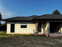 Eladó ikerház, Cegléden 135 M Ft, 4 szobás