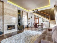 Eladó családi ház, Dabason 249 M Ft, 8 szobás