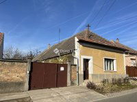 Eladó családi ház